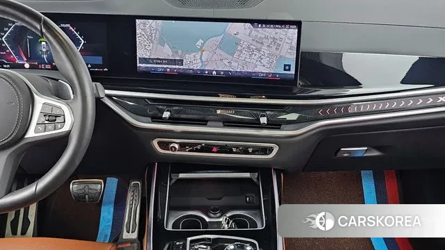 BMW X7 (G07) 2023 Белый из Кореи, фото 5