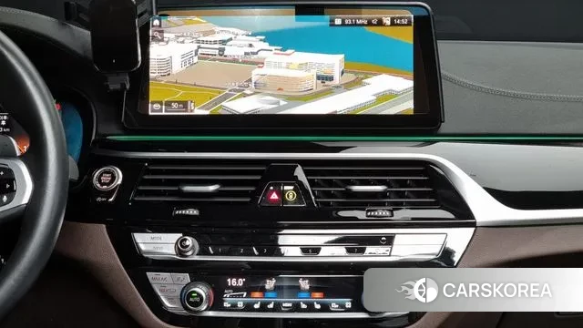 BMW 5 Series (G30) 2022 Черный из Кореи, фото 5