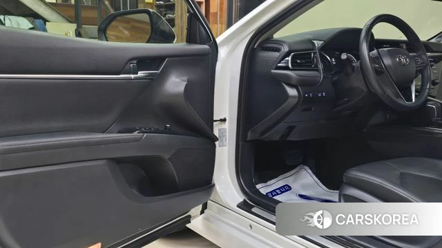 Toyota Camry (XV70) id 4274949 из Кореи 5