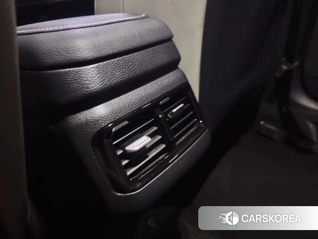 Kia K3 2023 Белый из Китая, фото 5