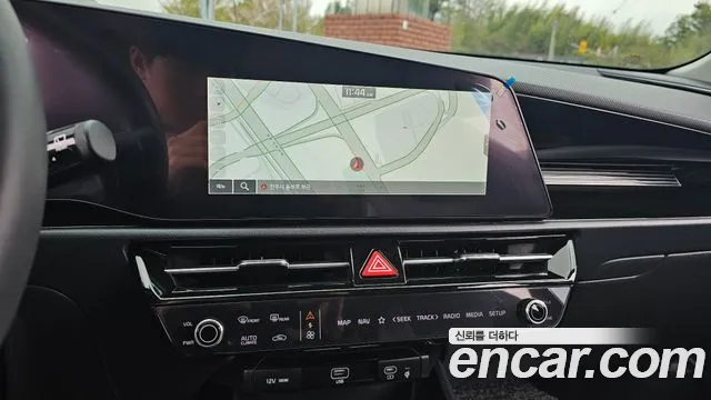 Kia Di Ol Nu Niro 2022 Белый из Кореи, фото 5