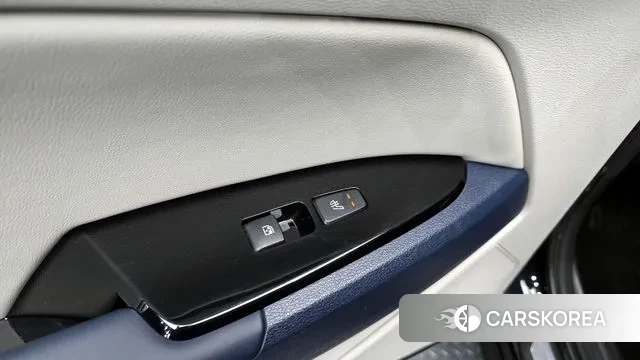 Kia Sportage 5th Generation Hybrid 2023 Черный из Кореи, фото 5