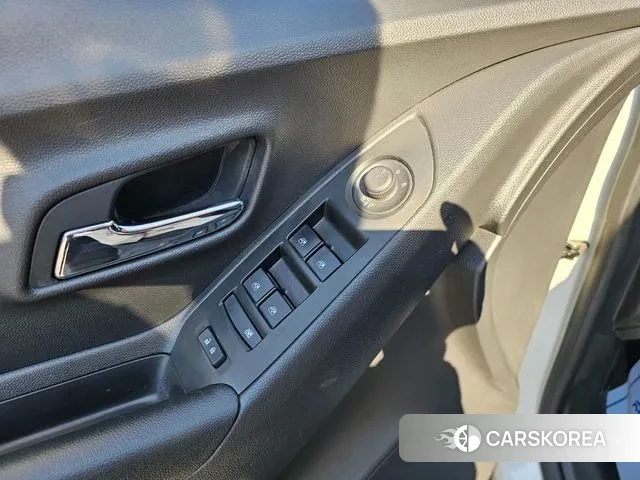 Chevrolet (GM Daewoo) The New Trax 2021 Белый из Кореи, фото 5