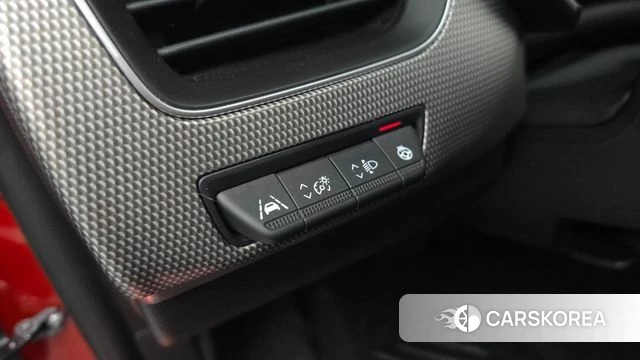 Renault Korea (Samsung) XM3 2024 Красный из Кореи, фото 5