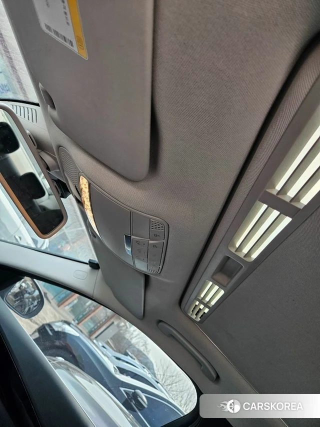 Mercedes-Benz C-Class W205 2018 Серый из Кореи, фото 5