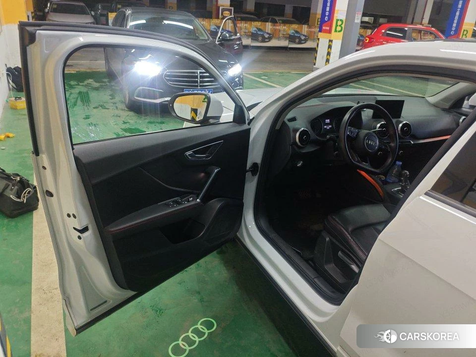 Audi Q2L 2021 Белый из Китая, фото 5
