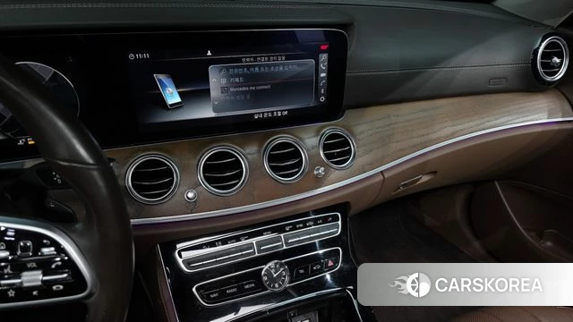 Mercedes-Benz E-Class W213 2019 Белый из Кореи, фото 5