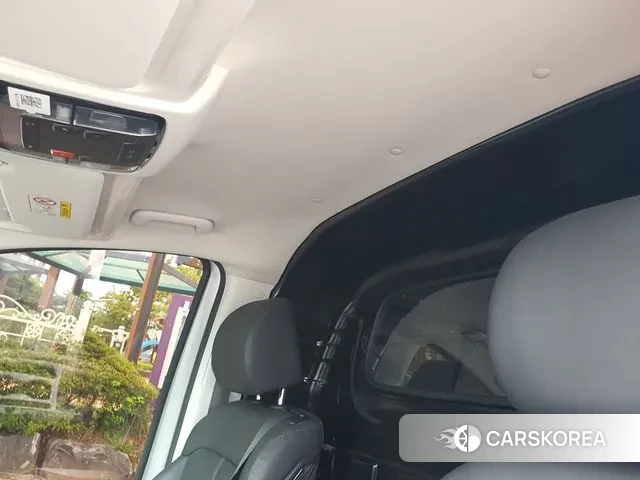 Hyundai Staria 2024 Серебряный из Кореи, фото 5