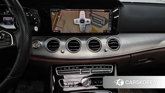 Mercedes-Benz E-Class W213 2018 Белый из Кореи, фото 5