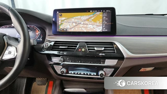 BMW 6 Series GT (G32) 2022 Черный из Кореи, фото 5