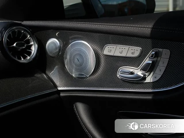 Mercedes-Benz E-Class W213 2018 Белый из Кореи, фото 5