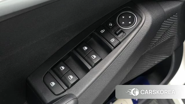 Kia Seltos 2019 Белый из Кореи, фото 5