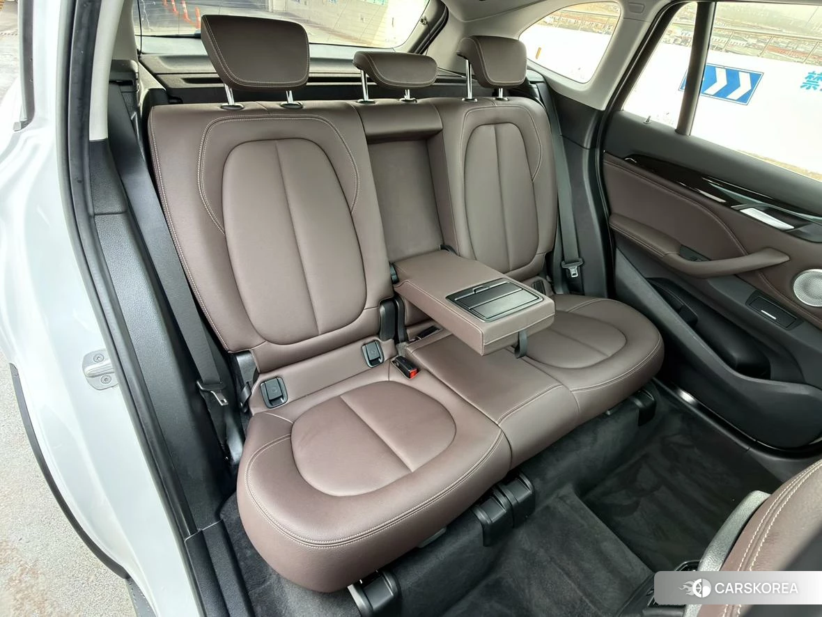 BMW X1 2021 Белый из Китая, фото 5