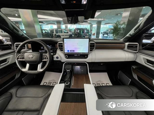 Toyota Sequoia 2024 Темно-серый из Китая, фото 5