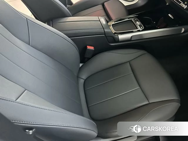 Mercedes-Benz GLB 2024 Белый из Китая, фото 5