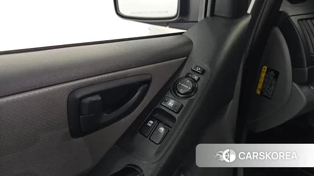 Hyundai The New Grand Starex 2020 Серебристо-серый из Кореи, фото 5