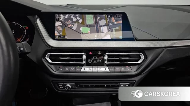 BMW 1 Series (F40) 2024 Черный из Кореи, фото 5