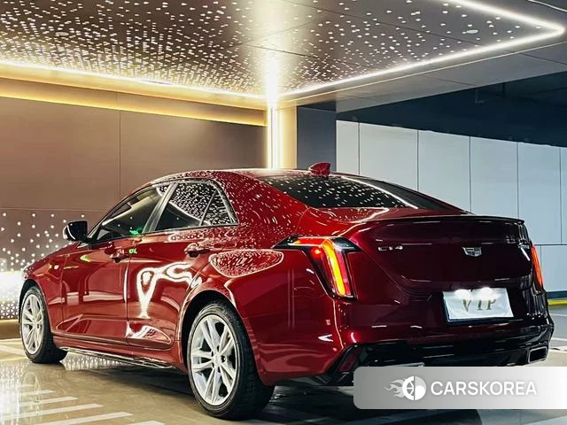 Cadillac CT4 2021 Красный из Китая, фото 5