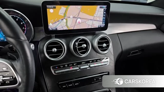 Mercedes-Benz C-Class W205 2021 Белый из Кореи, фото 5