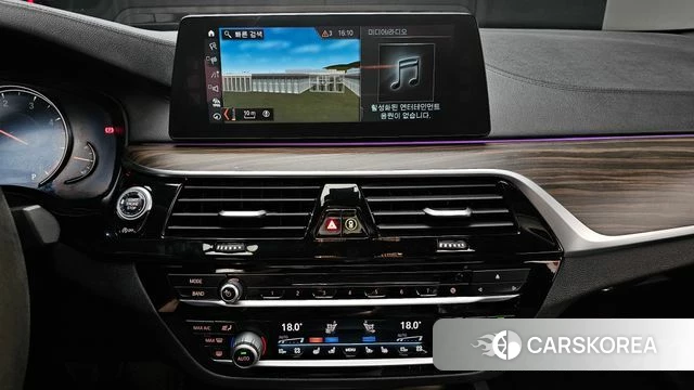 BMW 5 Series (G30) 2018 Черный из Кореи, фото 5