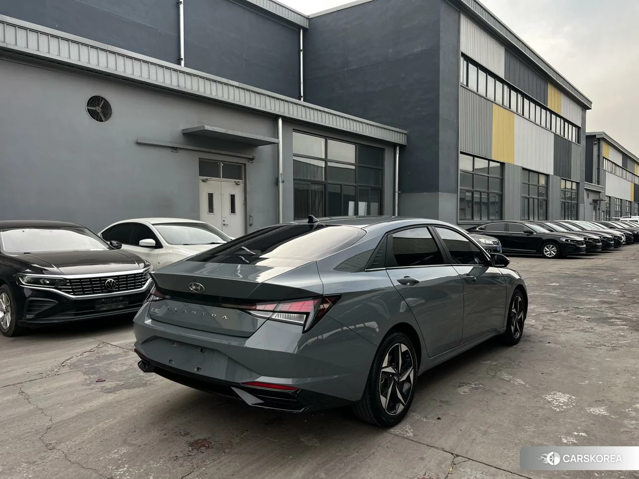 Hyundai Elantra 2020 Темно-серый из Китая, фото 5