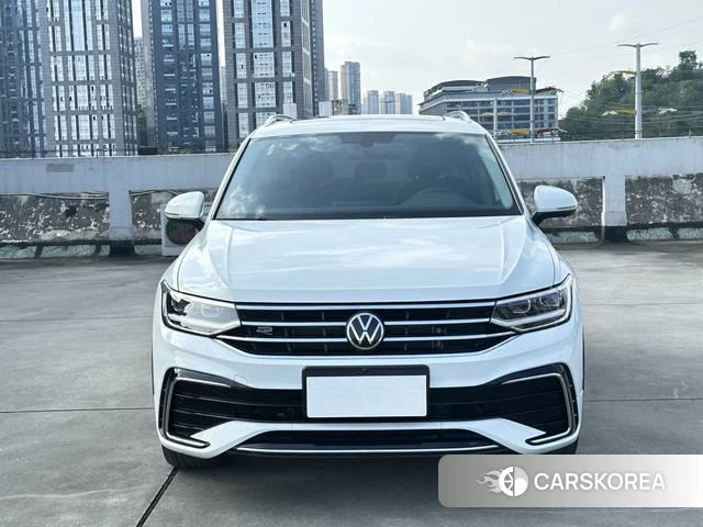 Volkswagen Tiguan L 2024 Белый из Китая, фото 5
