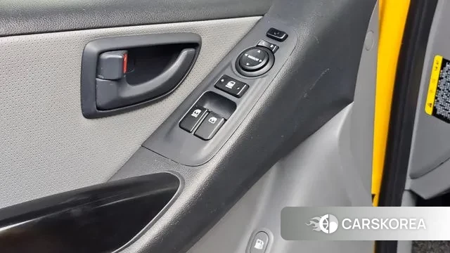 Hyundai The New Grand Starex 2019 Желтый из Кореи, фото 5