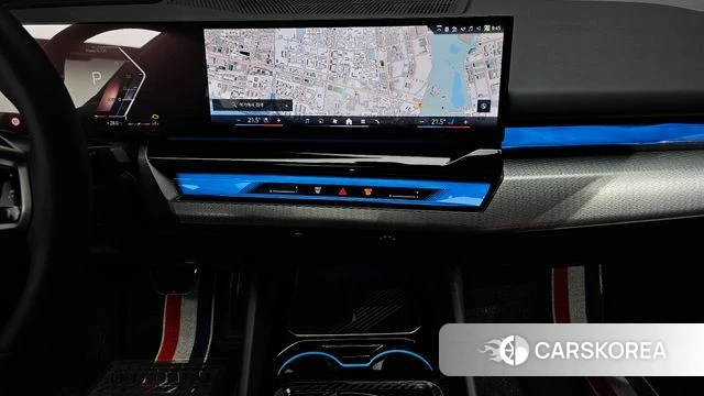 BMW 5 Series (G60) 2024 Белый из Кореи, фото 5