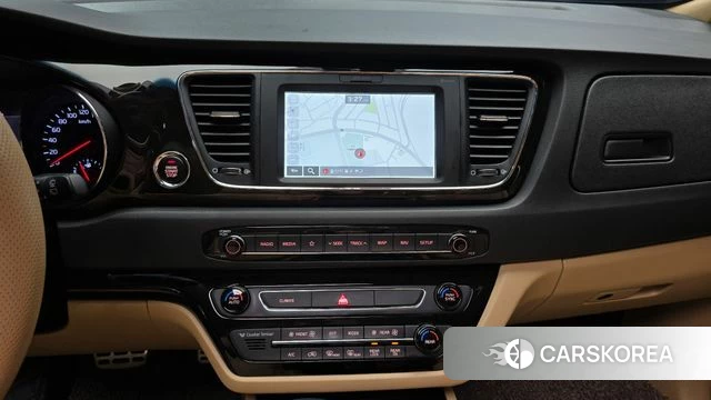 Kia The New Carnival 2018 Белый из Кореи, фото 5