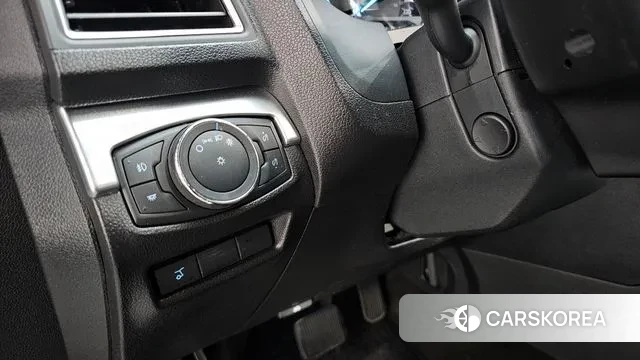 Ford Explorer 2018 Белый из Кореи, фото 5