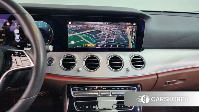 Mercedes-Benz E-Class W213 2021 Черный из Кореи, фото 5