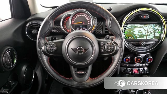 Mini Cooper S 2018 Зеленый из Кореи, фото 5