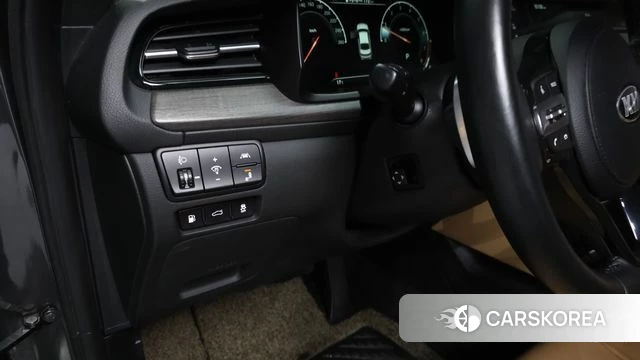 Kia K7 Premier 2020 Серый из Кореи, фото 5