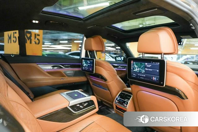 BMW 7 Series (G11) 2021 Серебристо-серый из Кореи, фото 5
