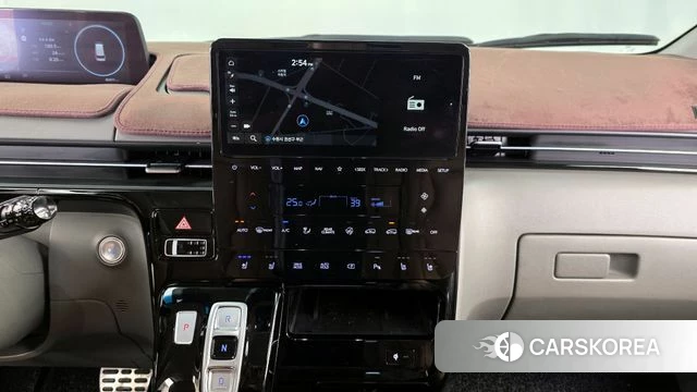 Hyundai Staria 2023 Черный из Кореи, фото 5