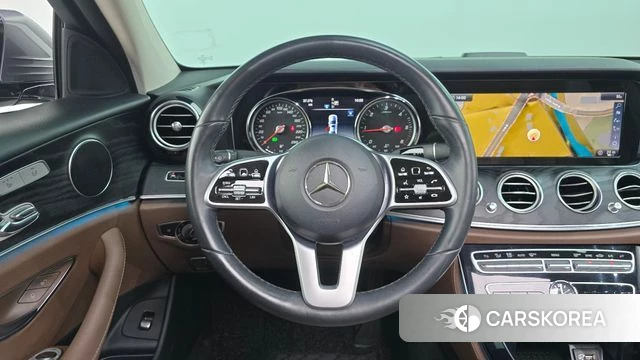 Mercedes-Benz E-Class W213 2018 Серый из Кореи, фото 5