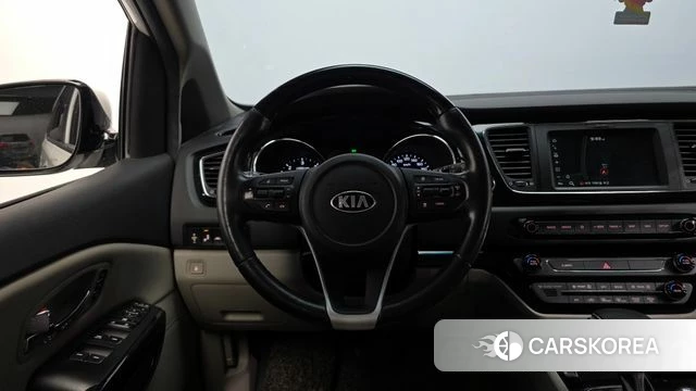Kia The New Carnival 2018 Белый из Кореи, фото 5