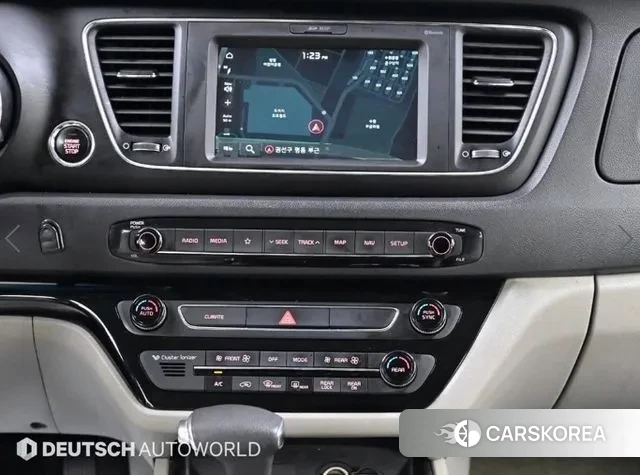 Kia The New Carnival 2018 Серебристо-серый из Кореи, фото 5