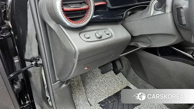 Chevrolet (GM Daewoo) Trax Crossover 2024 Черный из Кореи, фото 5