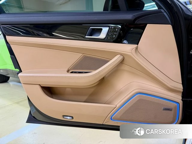 Porsche Panamera (971) 2021 Черный из Кореи, фото 5