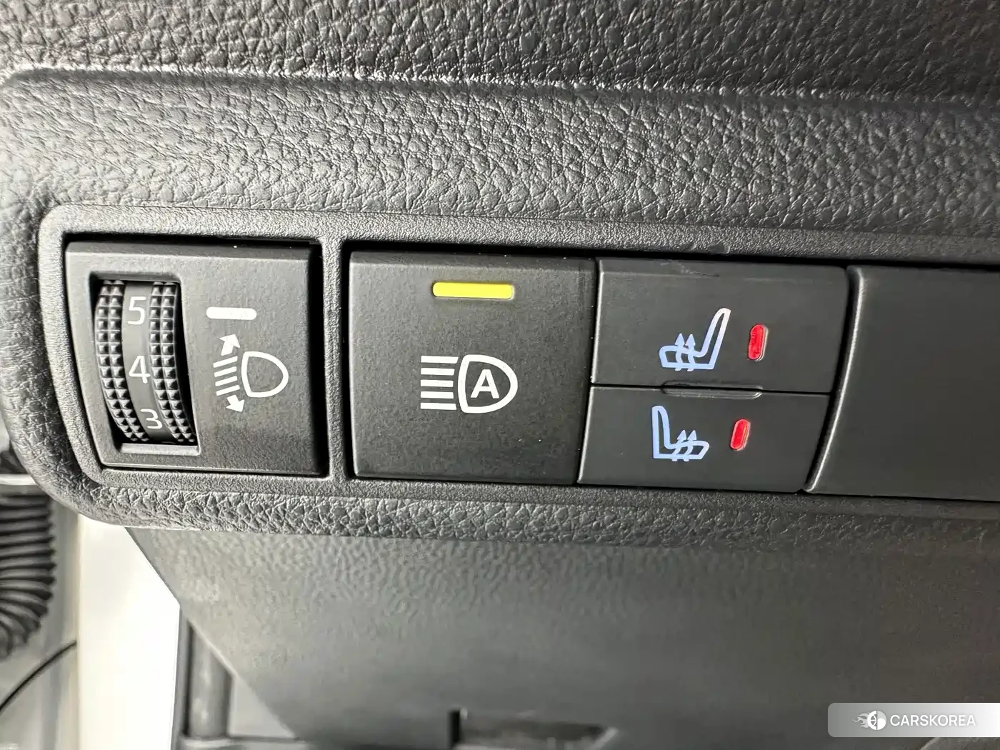 Toyota Corolla 2023 Белый из Китая, фото 5