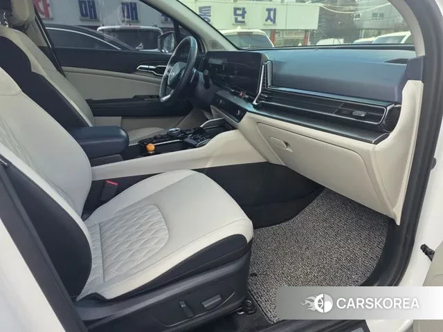 Kia Sportage 5th Generation 2023 Белый из Кореи, фото 5