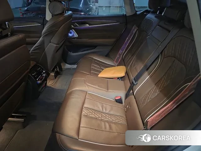 BMW 6 Series GT (G32) 2022 Белый из Кореи, фото 5