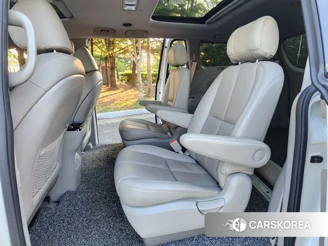 Kia The New Carnival 2018 Белый из Кореи, фото 5