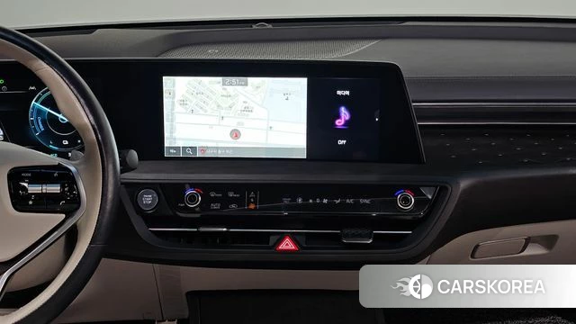 Kia K8 Hybrid 2023 Белый из Кореи, фото 5