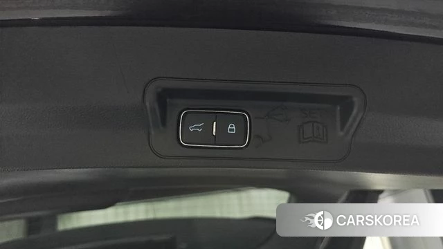Ford Explorer 6th Generation 2024 Черный из Кореи, фото 5