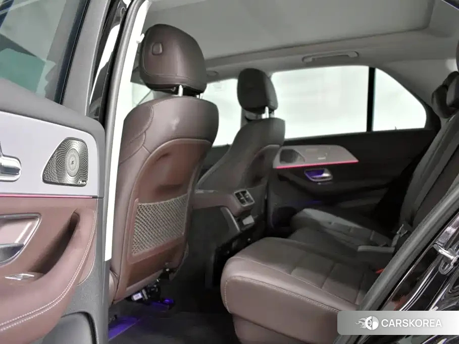 Mercedes-Benz GLE 2023 Черный из Китая, фото 5