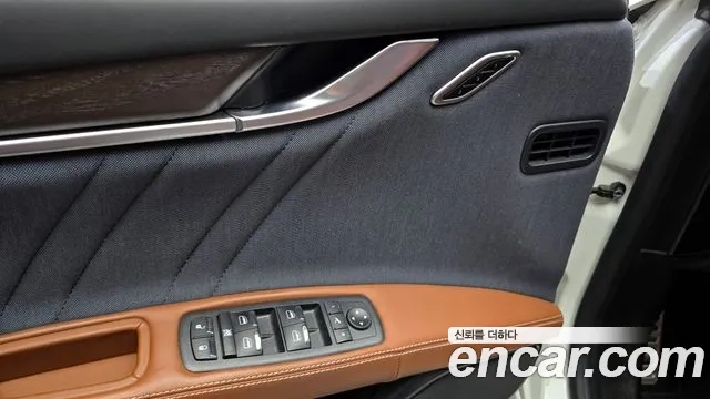 Maserati Ghibli 2020 Белый из Кореи, фото 5