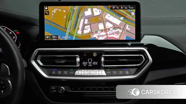 BMW X3 (G01) 2024 Светло-серебряный цвет из Кореи, фото 5