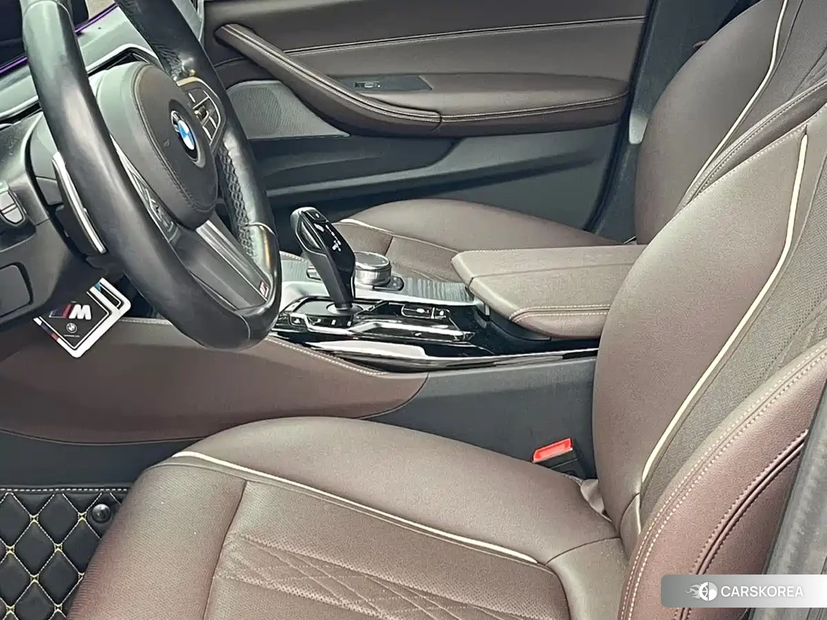 BMW 5 series 2024 Черный из Китая, фото 5